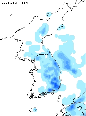 2025-05-11 18 : 00