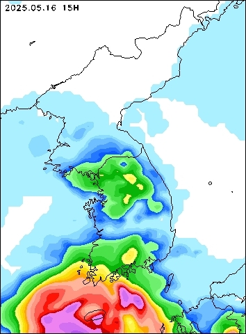 2025-05-16 15 : 00