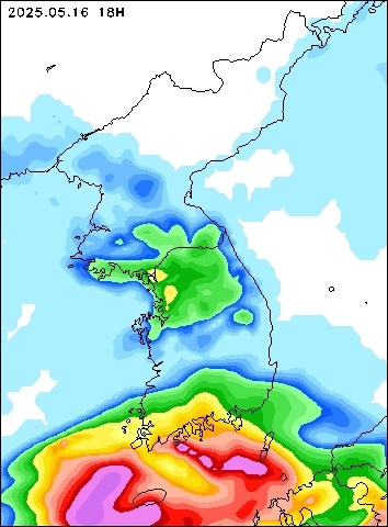 2025-05-16 18 : 00
