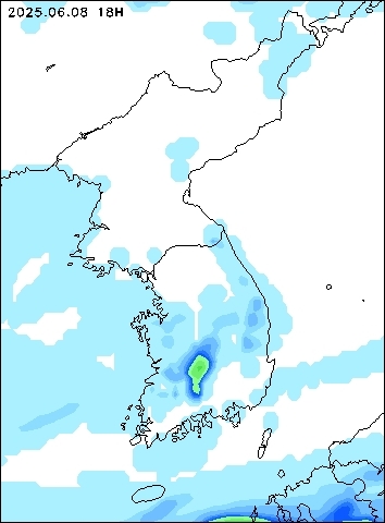2025-06-08 18 : 00
