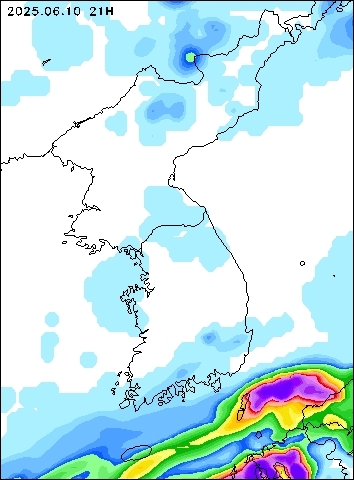 2025-06-10 21 : 00