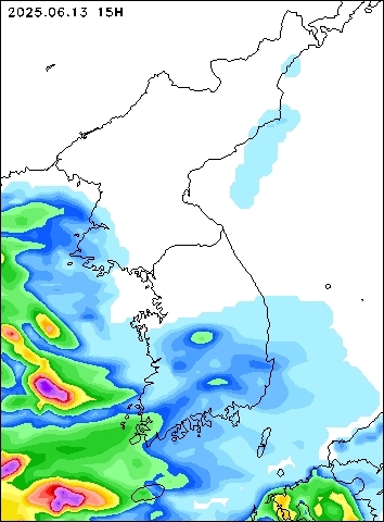 2025-06-13 15 : 00