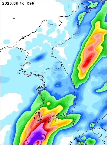 2025-06-16 09 : 00