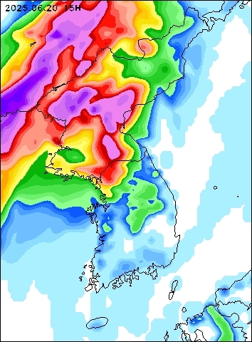 2025-06-20 15 : 00