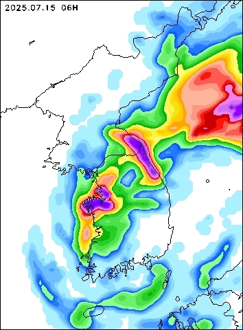2025-07-15 06 : 00