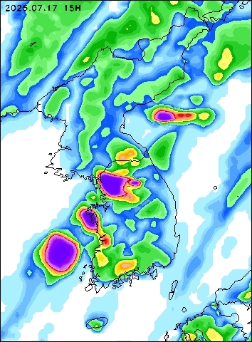 2025-07-17 15 : 00