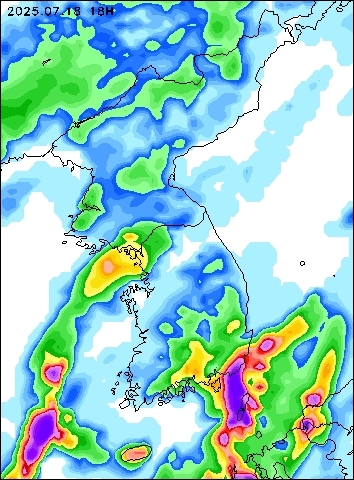 2025-07-18 18 : 00