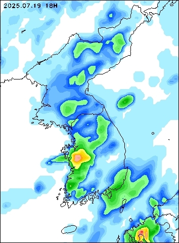 2025-07-19 18 : 00