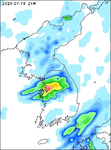 2025-07-19 21 : 00