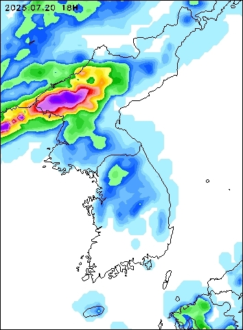 2025-07-20 18 : 00