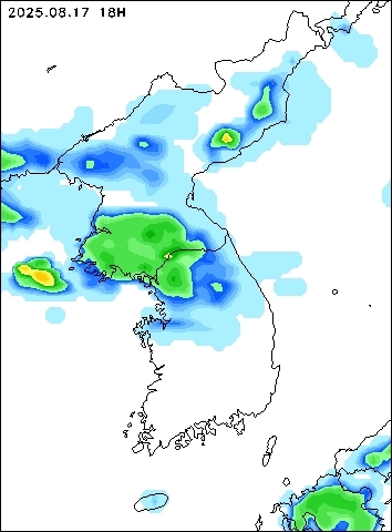 2025-08-17 18 : 00