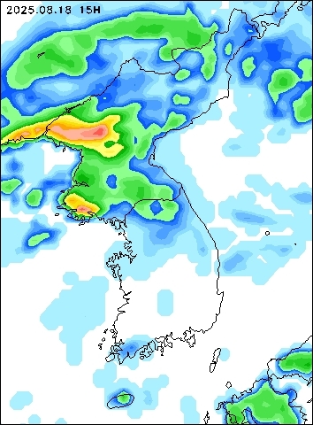 2025-08-18 15 : 00
