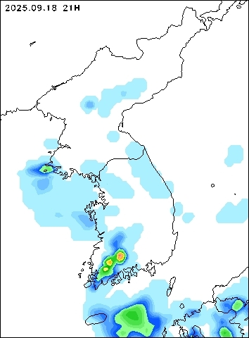 2025-09-18 21 : 00