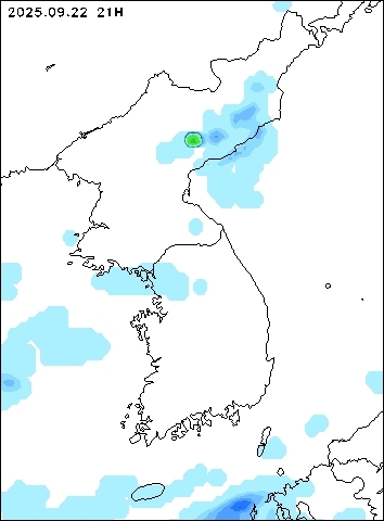 2025-09-22 21 : 00