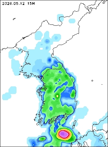 2026-05-12 15 : 00