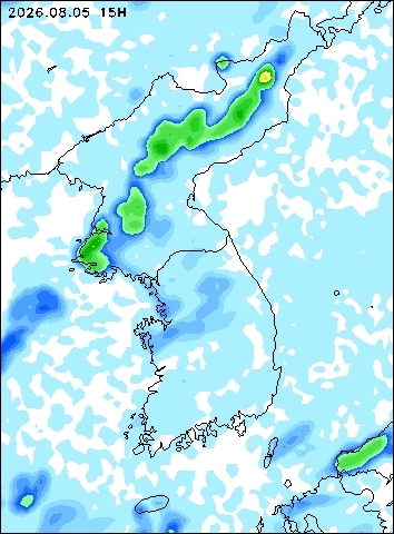 2026-08-05 15 : 00