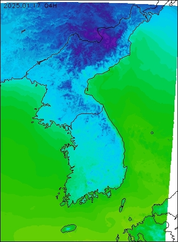 2025-01-17 04 : 00