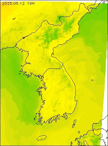 2025-05-12 19 : 00