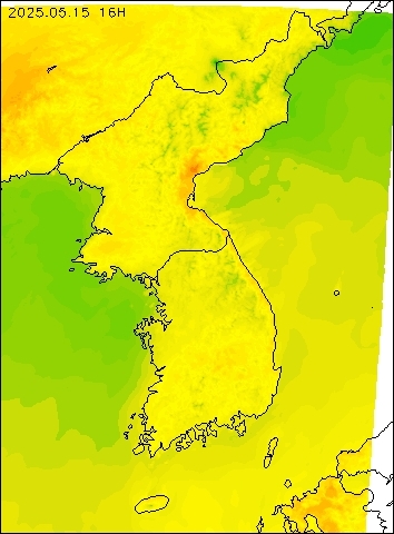 2025-05-15 16 : 00
