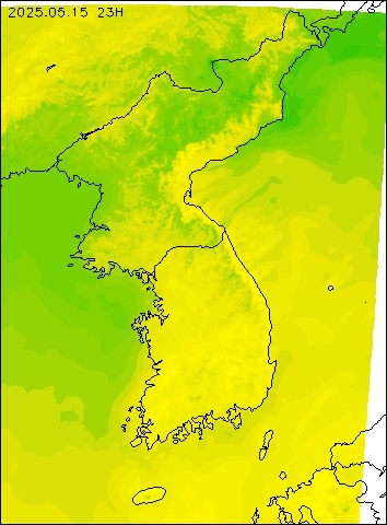 2025-05-15 23 : 00