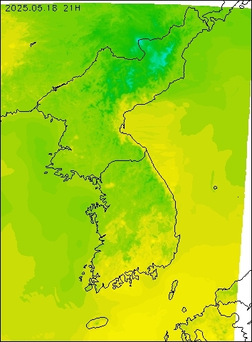 2025-05-18 21 : 00