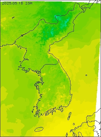 2025-05-18 23 : 00