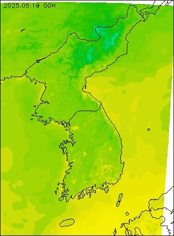 2025-05-19 00 : 00