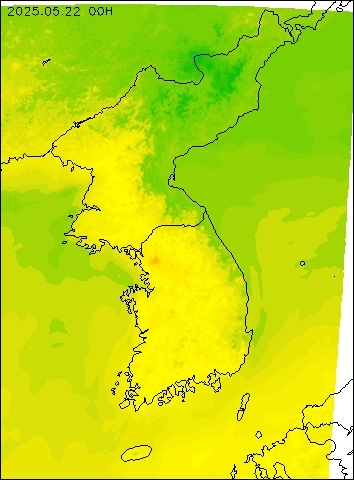 2025-05-22 00 : 00