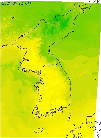 2025-05-22 01 : 00