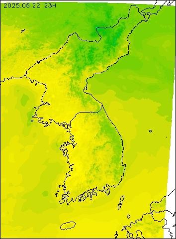 2025-05-22 23 : 00