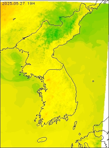 2025-05-27 19 : 00