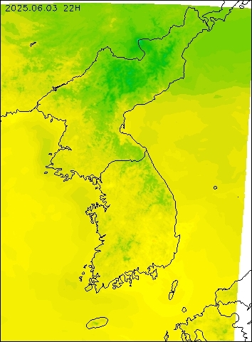2025-06-03 22 : 00