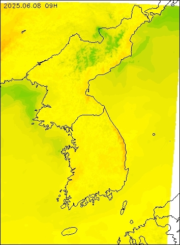 2025-06-08 09 : 00