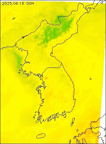 2025-06-18 00 : 00