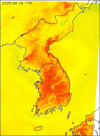2025-06-19 17 : 00