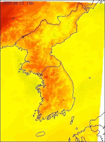 2025-06-23 18 : 00