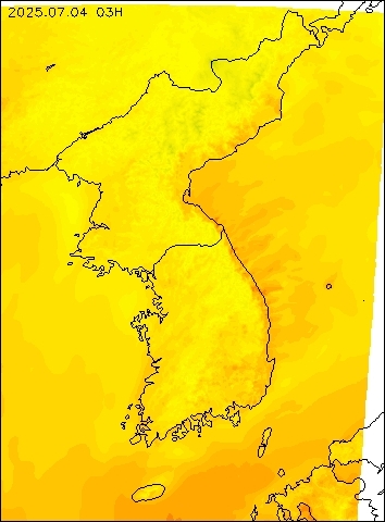 2025-07-04 03 : 00