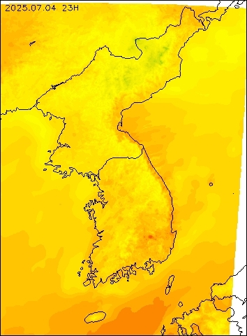 2025-07-04 23 : 00