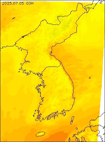 2025-07-05 03 : 00