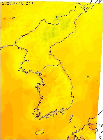 2025-07-18 23 : 00
