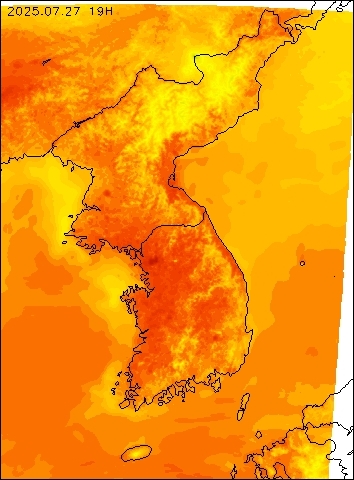 2025-07-27 19 : 00