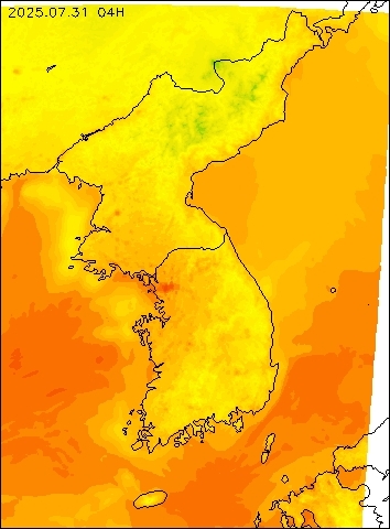 2025-07-31 04 : 00
