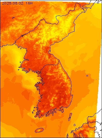 2025-08-02 16 : 00