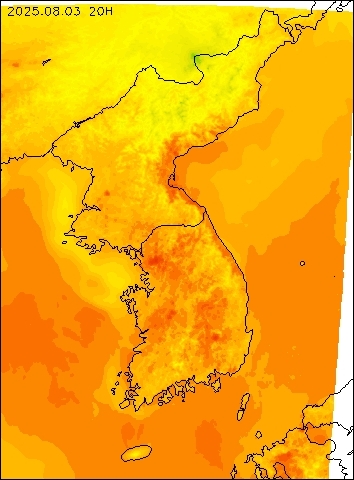 2025-08-03 20 : 00