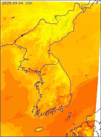 2025-08-04 20 : 00