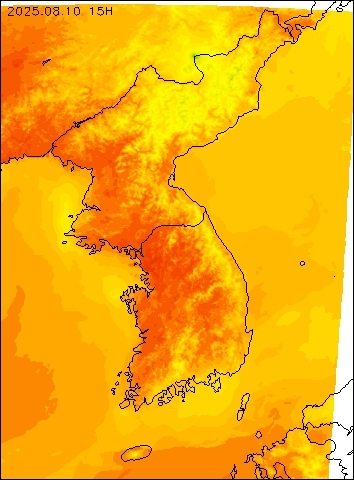 2025-08-10 15 : 00
