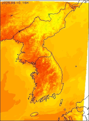 2025-08-10 16 : 00