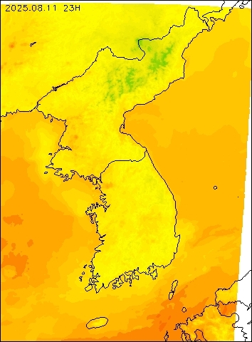 2025-08-11 23 : 00