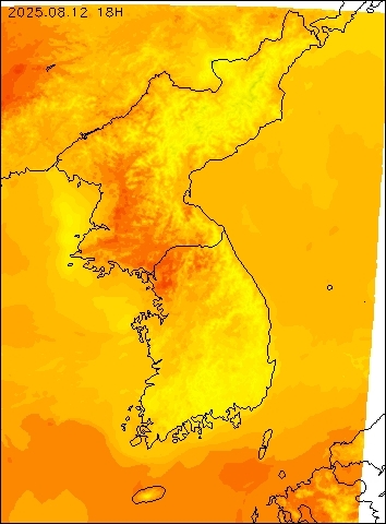 2025-08-12 18 : 00