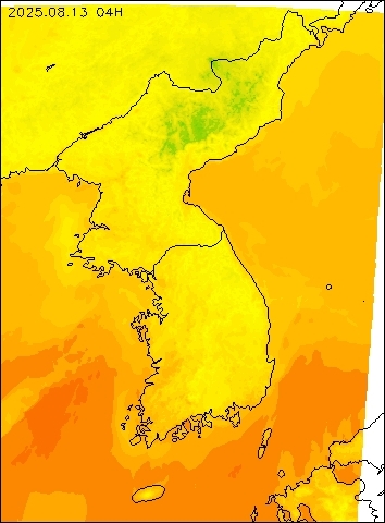 2025-08-13 04 : 00